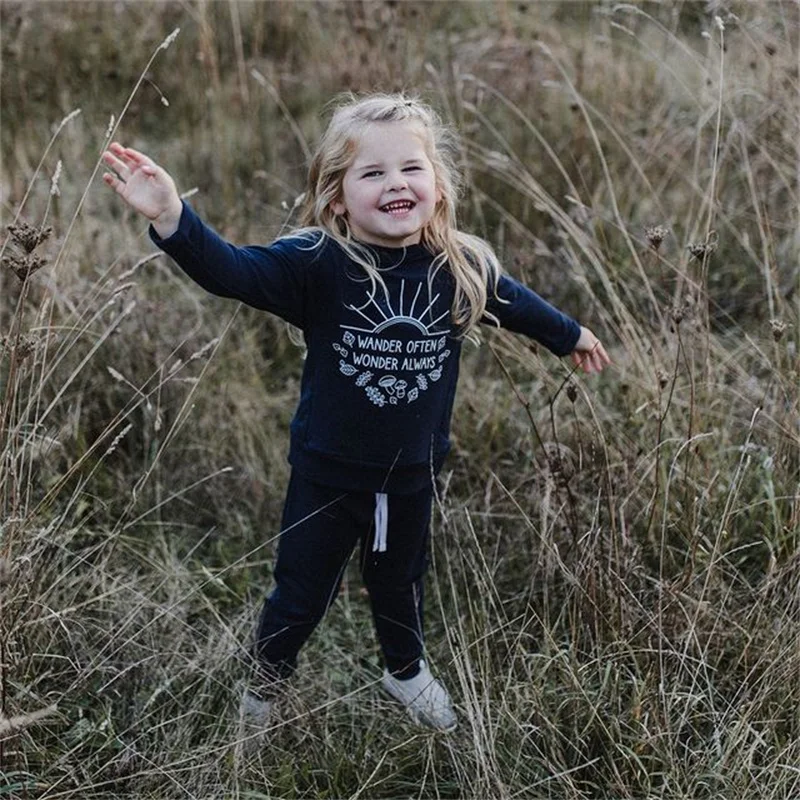 2 Pcs Infant Casual Outfits, Baby Cartoon & Letter Print Long Sleeve Round Neck Pullover + Drawstring Pants
2 Pcs Infant Casual Outfits, Baby Cartoon & Letter Print Long Sleeve Round Neck Pullover + Drawstring Pants