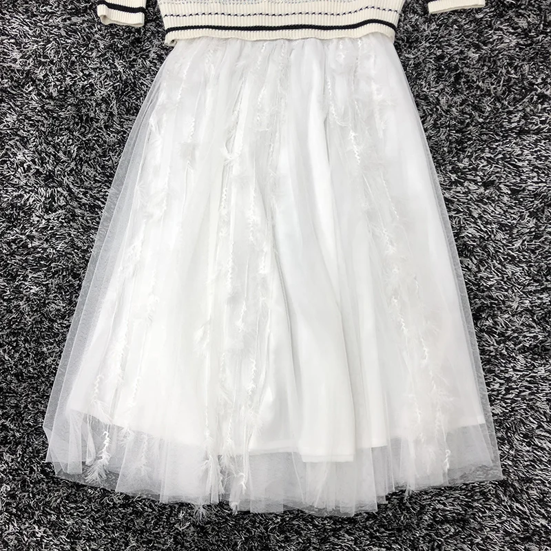 2020 New Autumn Winter Runway Designer Women Sets High Quality Luxury V Neck Sweater Tops And Tulle Tutu Skirt Clothing Suits
2020 New Autumn Winter Runway Designer Women Sets High Quality Luxury V Neck Sweater Tops And Tulle Tutu Skirt Clothing Suits