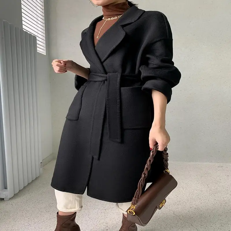 large number A of goods in stock mainly promote new double-sided cashmere hand sewn overcoat and women's overcoat in autumn and
large number A of goods in stock mainly promote new double-sided cashmere hand sewn overcoat and women's overcoat in autumn and