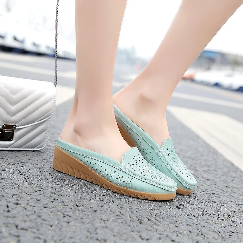 CRLAYDK Womens Casual Leather Lightweight Driving Moccasins Classic Loafers Fashion Penny Slip On Ladies Flat Shoes for Summer
CRLAYDK Womens Casual Leather Lightweight Driving Moccasins Classic Loafers Fashion Penny Slip On Ladies Flat Shoes for Summer