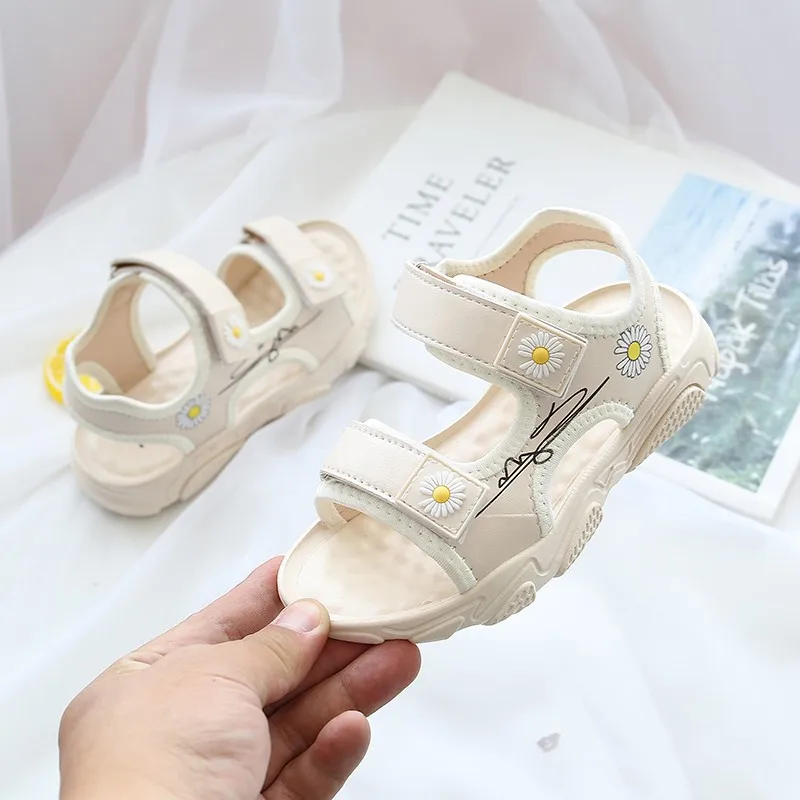 Little Daisy Fashion Tide Shoes Girls Sandals Net Red Explosions Summer Princess Big Children's Shoes Little Girl Shoes
Little Daisy Fashion Tide Shoes Girls Sandals Net Red Explosions Summer Princess Big Children's Shoes Little Girl Shoes