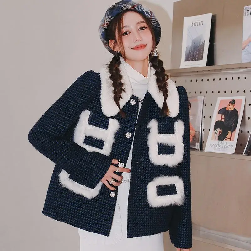 Designer Model 2021 Winter New Fashion Casual Loose Lapels Color Contrast Patchwork Coat for Women
Designer Model 2021 Winter New Fashion Casual Loose Lapels Color Contrast Patchwork Coat for Women