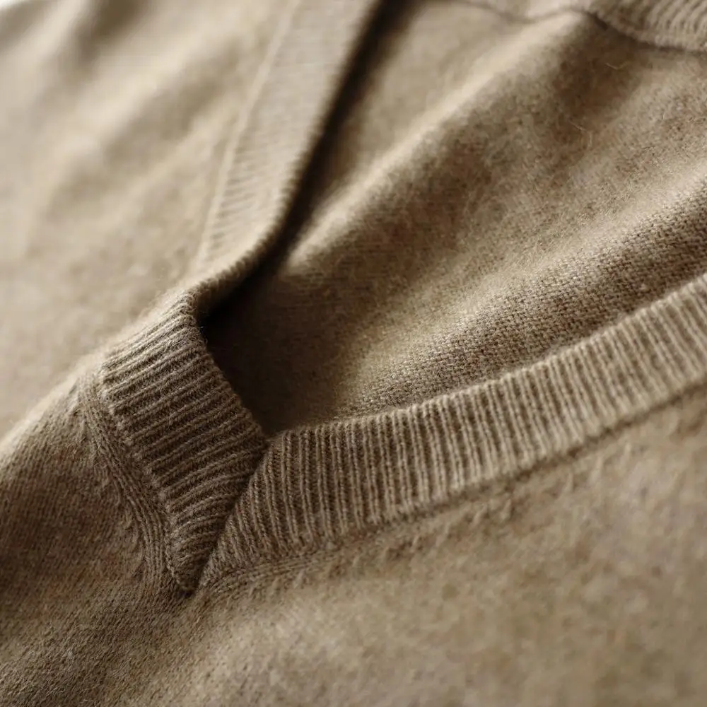 3XL Men's Sweater Cashmere Blended Knitted V-neck Pullover Hot Selling Fall Winter Men's Wool Knitted Sweater High Quality
3XL Men's Sweater Cashmere Blended Knitted V-neck Pullover Hot Selling Fall Winter Men's Wool Knitted Sweater High Quality