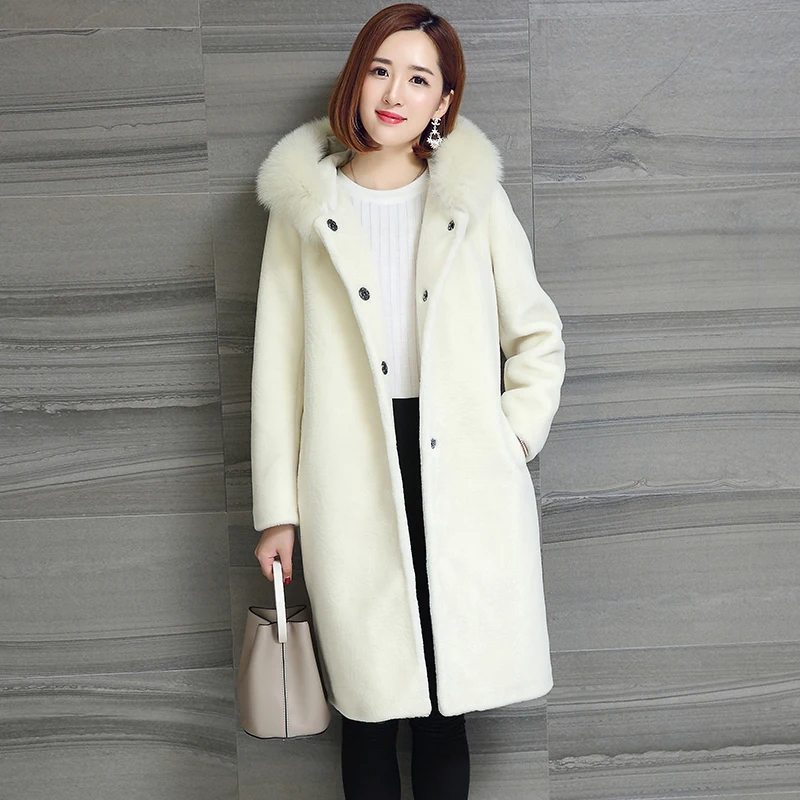 2020 Women Real Sheep Shearing Coat Fox Fur Collar Hooded Coats Medium-Long Winter Jacket Plus Size S-5XL NY701
2020 Women Real Sheep Shearing Coat Fox Fur Collar Hooded Coats Medium-Long Winter Jacket Plus Size S-5XL NY701