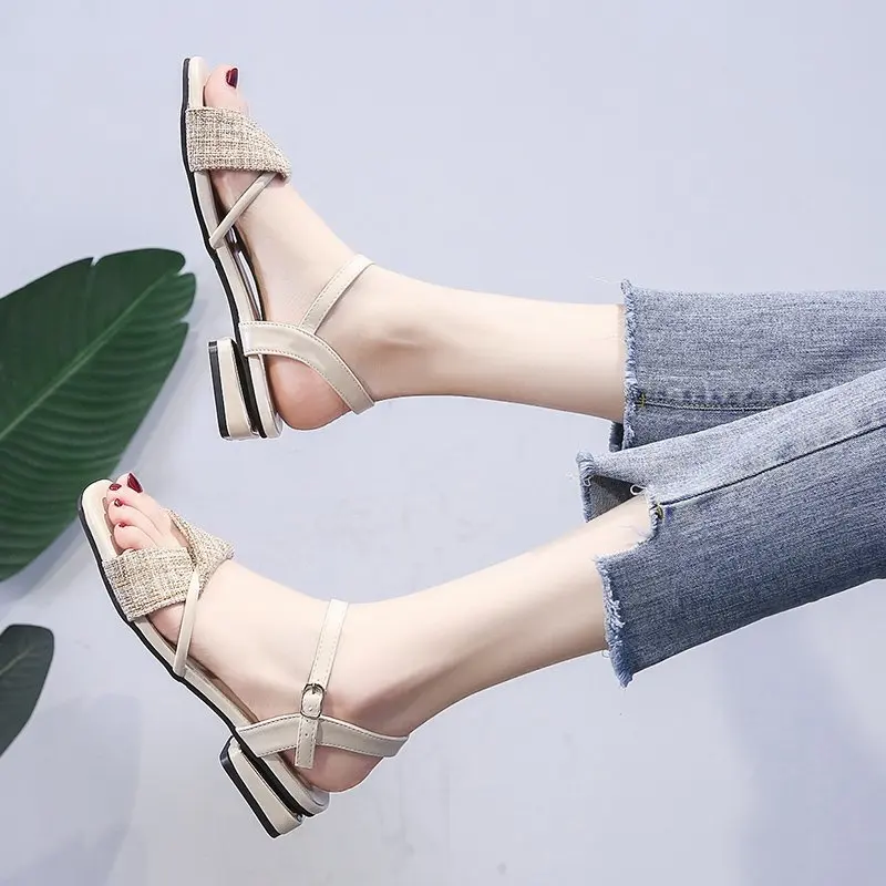 CRLAYDK Women Flat Sandals Casual Summer Open Toe Comfortable Beach Non Slip Ladies Shoes Outdoor Girls Strap Slippers Sandalen
CRLAYDK Women Flat Sandals Casual Summer Open Toe Comfortable Beach Non Slip Ladies Shoes Outdoor Girls Strap Slippers Sandalen