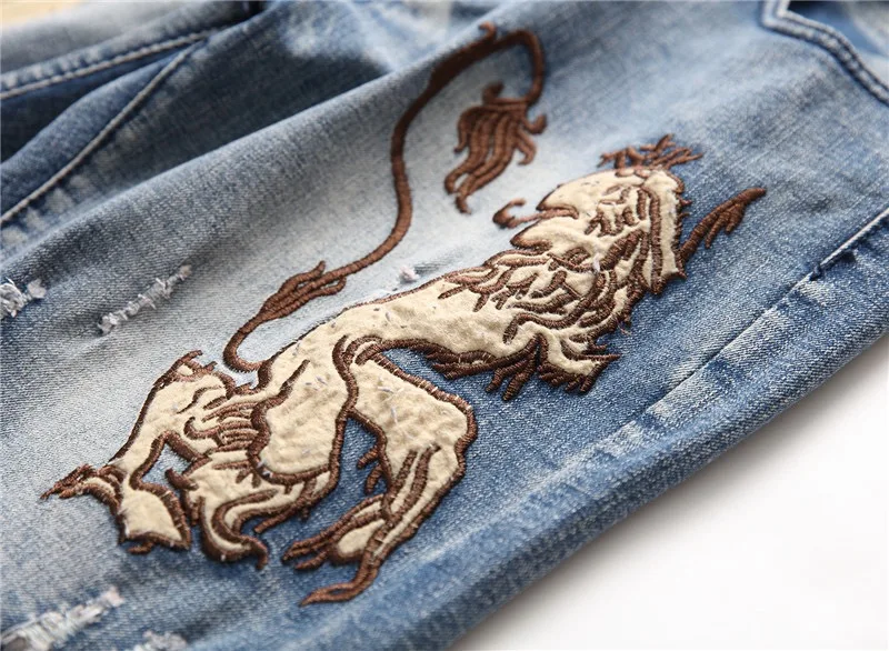 New Summer Denim Shorts Male Jean Shorts Mens Jogger Ankle Embroidery Jeans Men 
New Summer Denim Shorts Male Jean Shorts Mens Jogger Ankle Embroidery Jeans Men