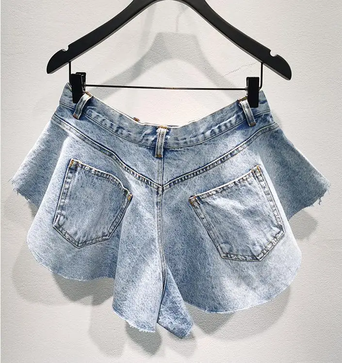 Alexander Aw Umbrella-shaped Shorts 2020 Summer New Splicing Irregular Skirt Pants High-waisted Thin Wide-leg Hot Pants
Alexander Aw Umbrella-shaped Shorts 2020 Summer New Splicing Irregular Skirt Pants High-waisted Thin Wide-leg Hot Pants