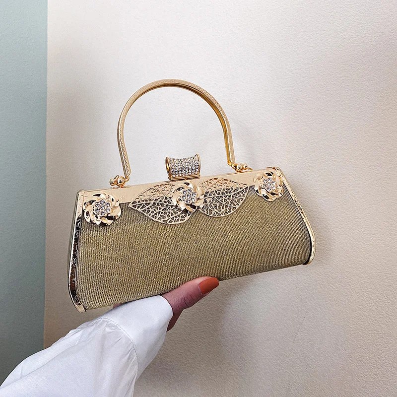 Fashionable Metal Dinner Bag Women's Handbag Evening Bags Gold Silk Handbag Sky Star High Grade Banquet Bag Female Hand Bags
Fashionable Metal Dinner Bag Women's Handbag Evening Bags Gold Silk Handbag Sky Star High Grade Banquet Bag Female Hand Bags
