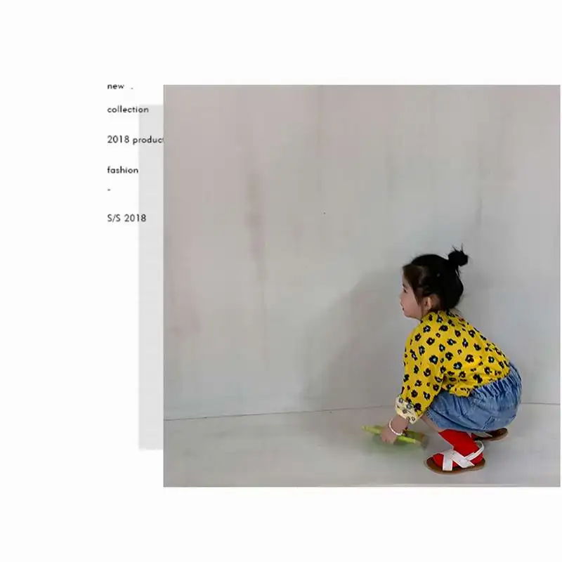 2021 New Boys Girls Jeans Elastic Waist Loose Leisure Denim Pants Cropped jeans Children Clothes 2-8Y E1002
2021 New Boys Girls Jeans Elastic Waist Loose Leisure Denim Pants Cropped jeans Children Clothes 2-8Y E1002