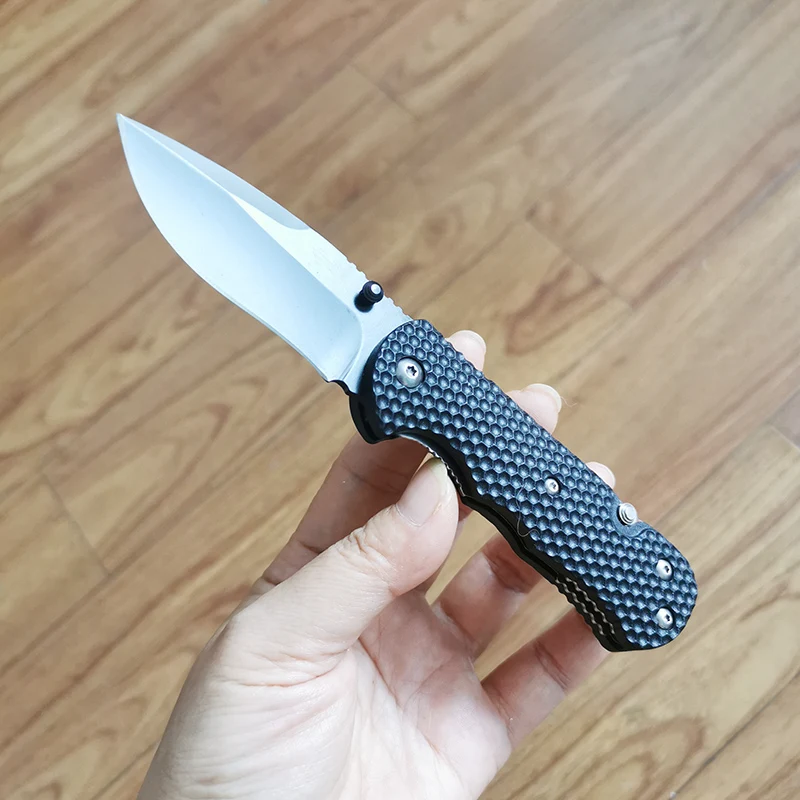 Multi-function knife folding knife Beer seat belt cutter glass hammer can opener belt clip boutique Outdoor survival saber
Multi-function knife folding knife Beer seat belt cutter glass hammer can opener belt clip boutique Outdoor survival saber