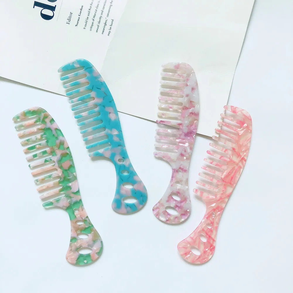 New Acetate Hair Combs Comfortable Anti-static Hairdressing Comb Hair Cutting Brush Women Hair Styling Tool
New Acetate Hair Combs Comfortable Anti-static Hairdressing Comb Hair Cutting Brush Women Hair Styling Tool