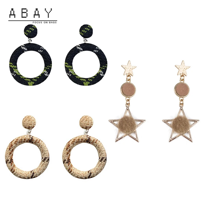 S925 Silver Needle Winter Plush Five Pointed Star Earrings Women New Retro Circle Knitting Temperament Simple Design Ear Pendant 
S925 Silver Needle Winter Plush Five Pointed Star Earrings Women New Retro Circle Knitting Temperament Simple Design Ear Pendant