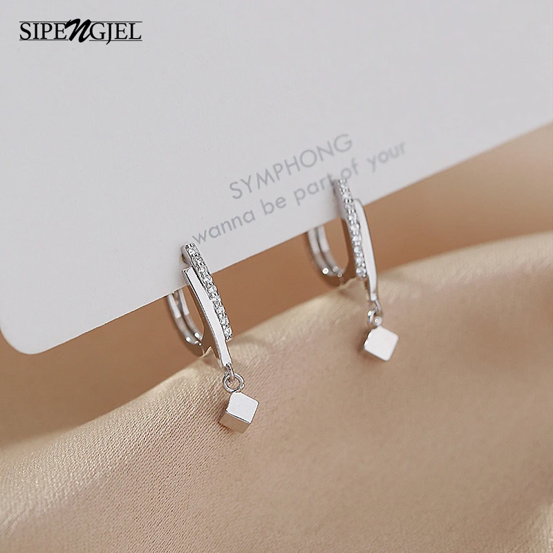 SIPENGJEL Fashion Charm Circle Hoop Earring For Women Small Geometric Square Accessories Drop Earrings Party Jewelry 2021
SIPENGJEL Fashion Charm Circle Hoop Earring For Women Small Geometric Square Accessories Drop Earrings Party Jewelry 2021