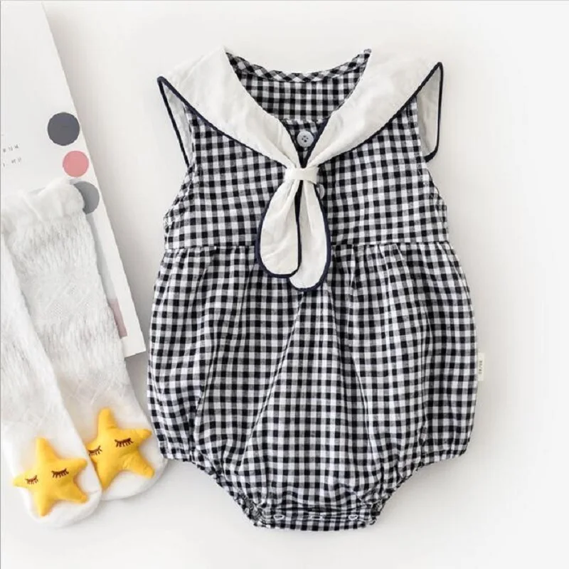 Newborn Baby Girls Rompers Summer Black And White Plaid Sleeveless Bow Tie Shawl Triangle Romper Infant Sweet Jumpsuit Clothing
Newborn Baby Girls Rompers Summer Black And White Plaid Sleeveless Bow Tie Shawl Triangle Romper Infant Sweet Jumpsuit Clothing