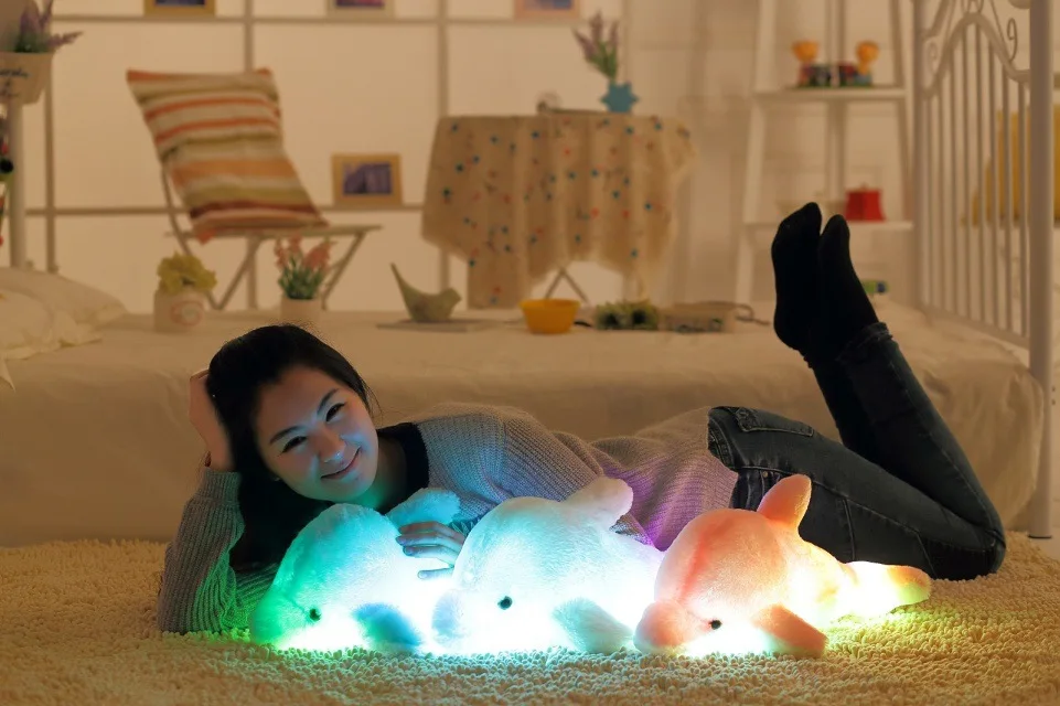 Dolphin Pillow Creative Light-emitting Dolphin Pillow LED Whale Doll Plush Toy Doll Gift Birthday Gift Does Not Include Batterie
Dolphin Pillow Creative Light-emitting Dolphin Pillow LED Whale Doll Plush Toy Doll Gift Birthday Gift Does Not Include Batterie