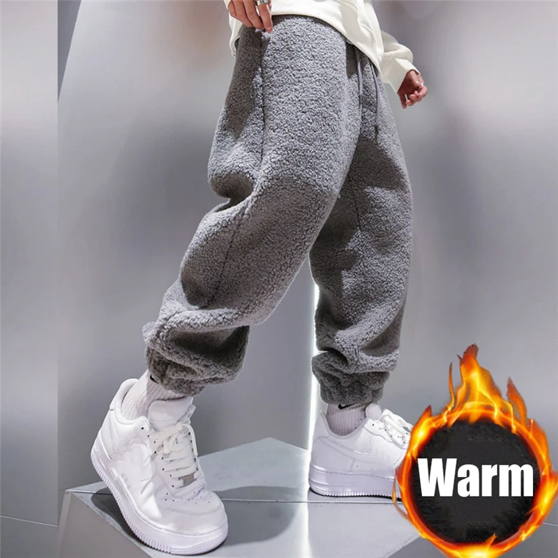 Men Harem Pants Hip Hop Style Loose Warm Fleece Pants Outdoor Comfort Thicken Male Casual Trousers Pantalons Pour 2021
Men Harem Pants Hip Hop Style Loose Warm Fleece Pants Outdoor Comfort Thicken Male Casual Trousers Pantalons Pour 2021