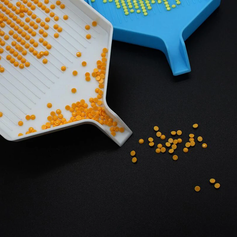 New 5D DIY Diamond Painting Tool Diamond Embroidery Accessories Large Capacity Big Drill Plate Plastic Tray Mosaic accessories
New 5D DIY Diamond Painting Tool Diamond Embroidery Accessories Large Capacity Big Drill Plate Plastic Tray Mosaic accessories