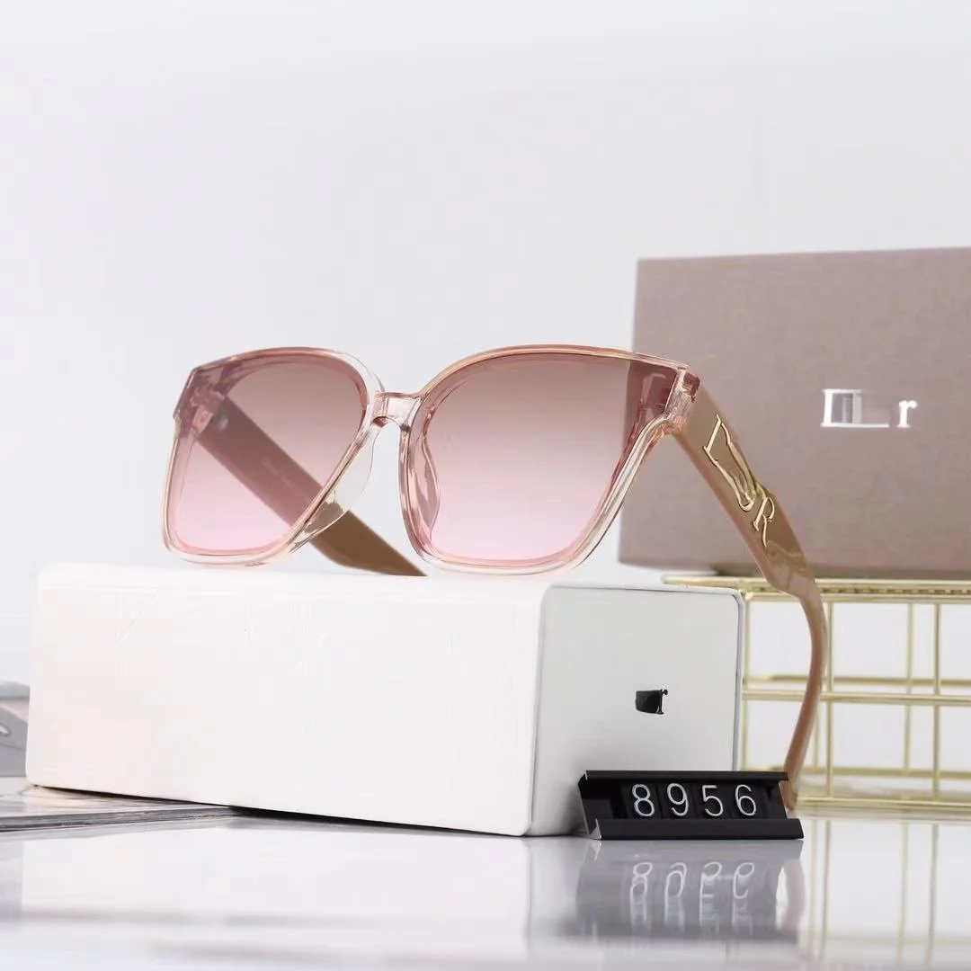 Солнцезащитные очки поляризационные UV400 для мужчин и женщин, роскошные дизайнерские брендовые прямоугольные солнечные очки, 2021
Солнцезащитные очки поляризационные UV400 для мужчин и женщин, роскошные дизайнерские брендовые прямоугольные солнечные очки, 2021