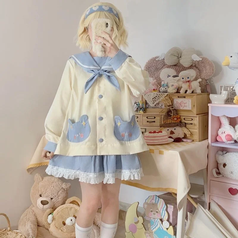 Sweet Girl Lolita Coat Kawaii Sailor Collar Bow Cute Color Contrast Full Sleeve Single-Breasted Lace Outerweat For New Year 2022
Sweet Girl Lolita Coat Kawaii Sailor Collar Bow Cute Color Contrast Full Sleeve Single-Breasted Lace Outerweat For New Year 2022