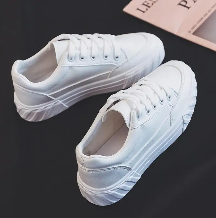 White Leather Sneakers Womens Leather Shoes Unisex Sneakers Autumn New Runway Shoes Woman Comfort Sneakers School Shoes
White Leather Sneakers Womens Leather Shoes Unisex Sneakers Autumn New Runway Shoes Woman Comfort Sneakers School Shoes