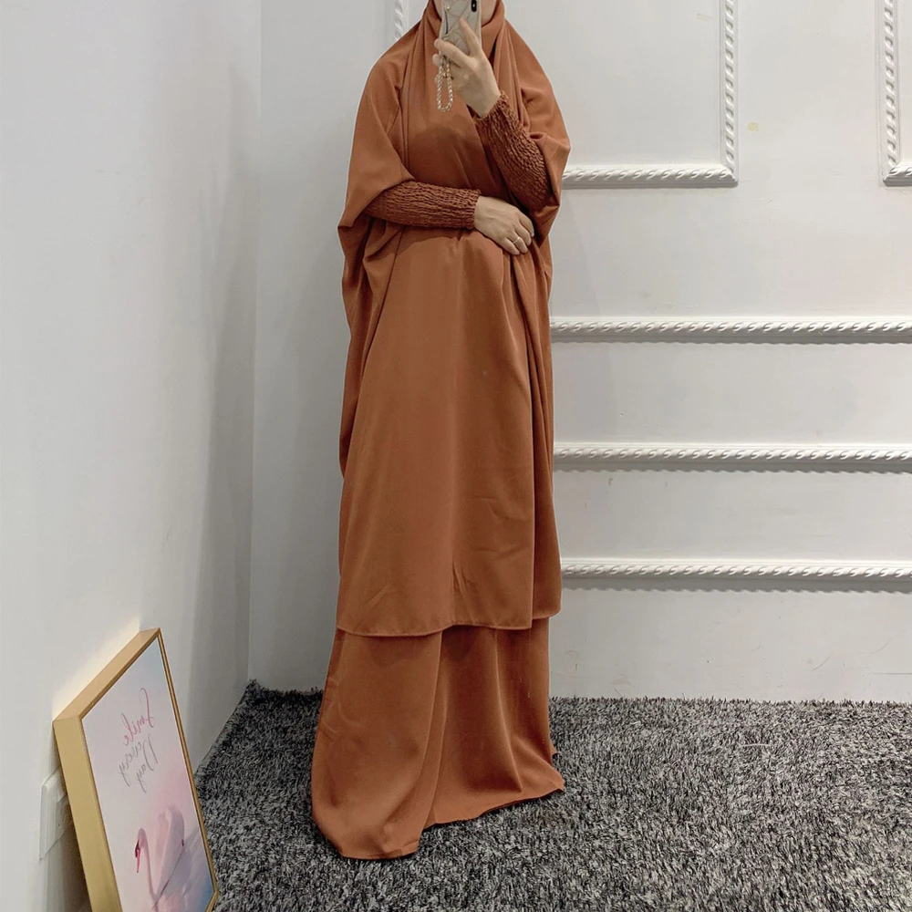 Islamic Clothes Women Prayer Garment 2 Piece Set Jilbab Hooded Abaya Khimar Long Skirt Dubai Saudi Turkey Muslim Praying Outfit
Islamic Clothes Women Prayer Garment 2 Piece Set Jilbab Hooded Abaya Khimar Long Skirt Dubai Saudi Turkey Muslim Praying Outfit