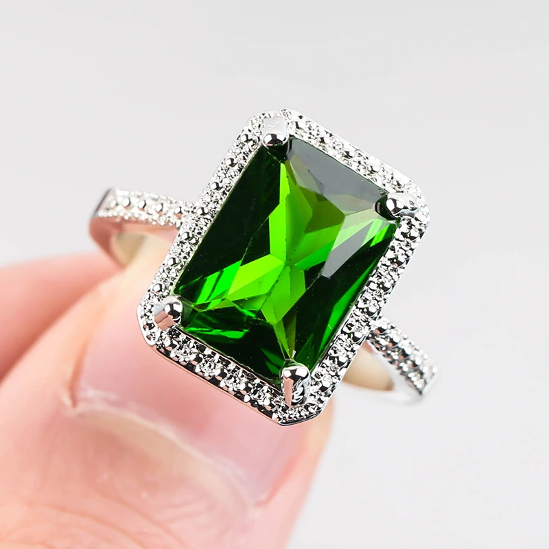 2019 Hot Selling Big Green Square Stone Rings for Women Austrian Crystal Filled Cubic Zirconia Bague Party L3C146
2019 Hot Selling Big Green Square Stone Rings for Women Austrian Crystal Filled Cubic Zirconia Bague Party L3C146