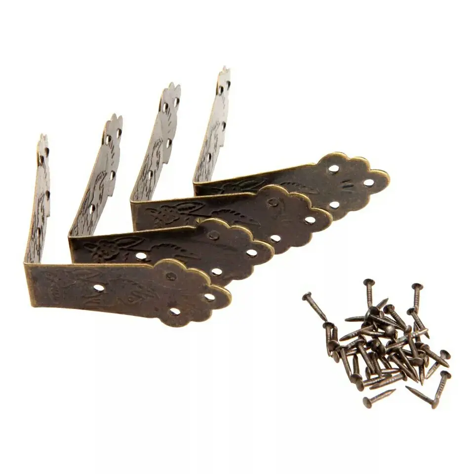 4Pcs Vintage Luggage Box Corner Protector Flower Corners Brackets Decorative Furniture Decoration Box Corner Furniture Fitting
4Pcs Vintage Luggage Box Corner Protector Flower Corners Brackets Decorative Furniture Decoration Box Corner Furniture Fitting