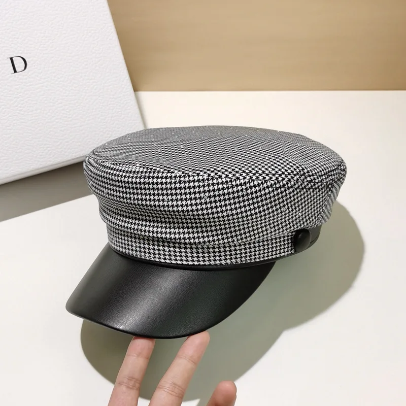 Autumn Winter Military Hats For Women England Retro Sailor Hat Houndstooth Flat Top Navy Hat Internet Celebrities Berets
Autumn Winter Military Hats For Women England Retro Sailor Hat Houndstooth Flat Top Navy Hat Internet Celebrities Berets