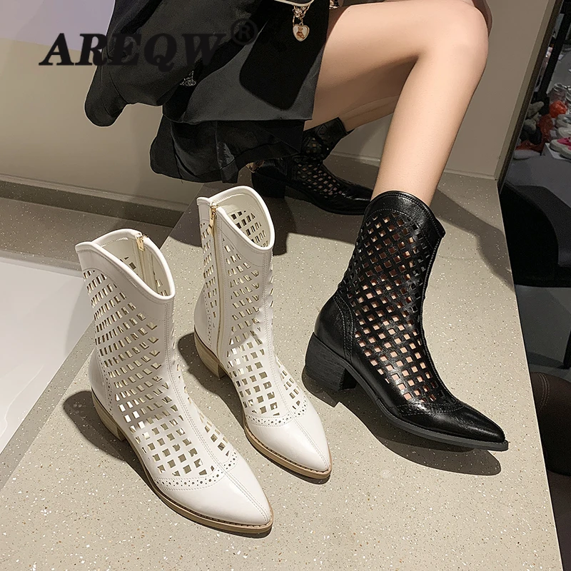 Hollow Mesh Boots Women 2021 Spring and Summer New Fashion Wild Martin Boots Comfortable and Breathable Thick-Soled High Boots
Hollow Mesh Boots Women 2021 Spring and Summer New Fashion Wild Martin Boots Comfortable and Breathable Thick-Soled High Boots