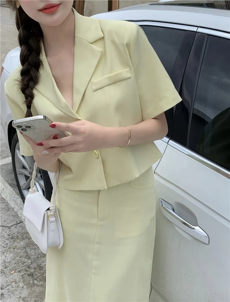 Office Ladies Skirt Suit Set Elegant Summer Outfit 2 Piece Sets Fashion Yellow Short Blazer Jacket Back Split Skirt
Office Ladies Skirt Suit Set Elegant Summer Outfit 2 Piece Sets Fashion Yellow Short Blazer Jacket Back Split Skirt