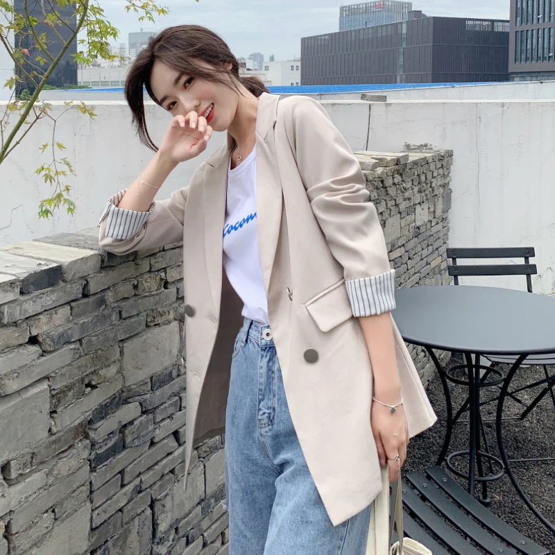 Solid Color Women's Blazer Spring Autumn V-Neck Long Sleeve Female Vintage Casual Office Wear Jacket Suit
Solid Color Women's Blazer Spring Autumn V-Neck Long Sleeve Female Vintage Casual Office Wear Jacket Suit