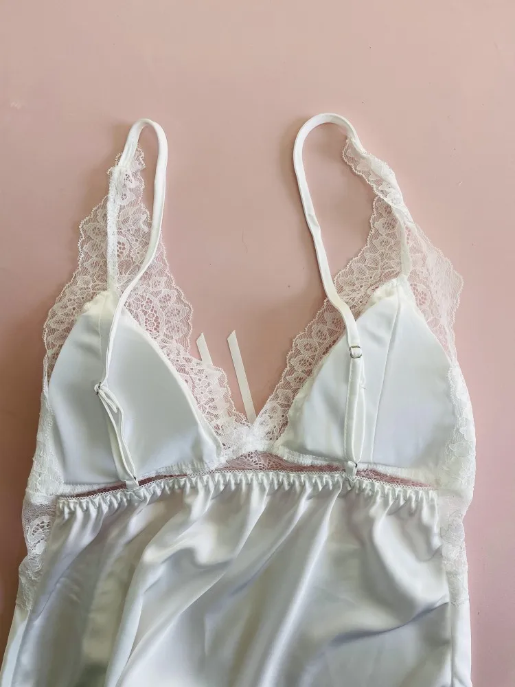 Pajamas Lady Sexy 5PCS Sleep Set Lace Satin Pyjamas Kimono Bath Gown Loose Sleepwear Home Cloting V-Neck Casual Nightwear
Pajamas Lady Sexy 5PCS Sleep Set Lace Satin Pyjamas Kimono Bath Gown Loose Sleepwear Home Cloting V-Neck Casual Nightwear