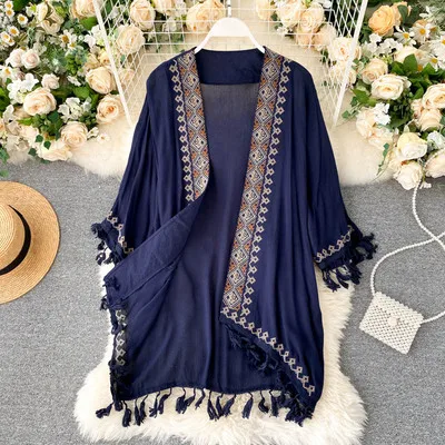 Retro Embroidery Sun Protection Shirt Women Summer Casual Loose Streetwear Chiffon Long Sun Protection Cardigan 2021 
Retro Embroidery Sun Protection Shirt Women Summer Casual Loose Streetwear Chiffon Long Sun Protection Cardigan 2021
