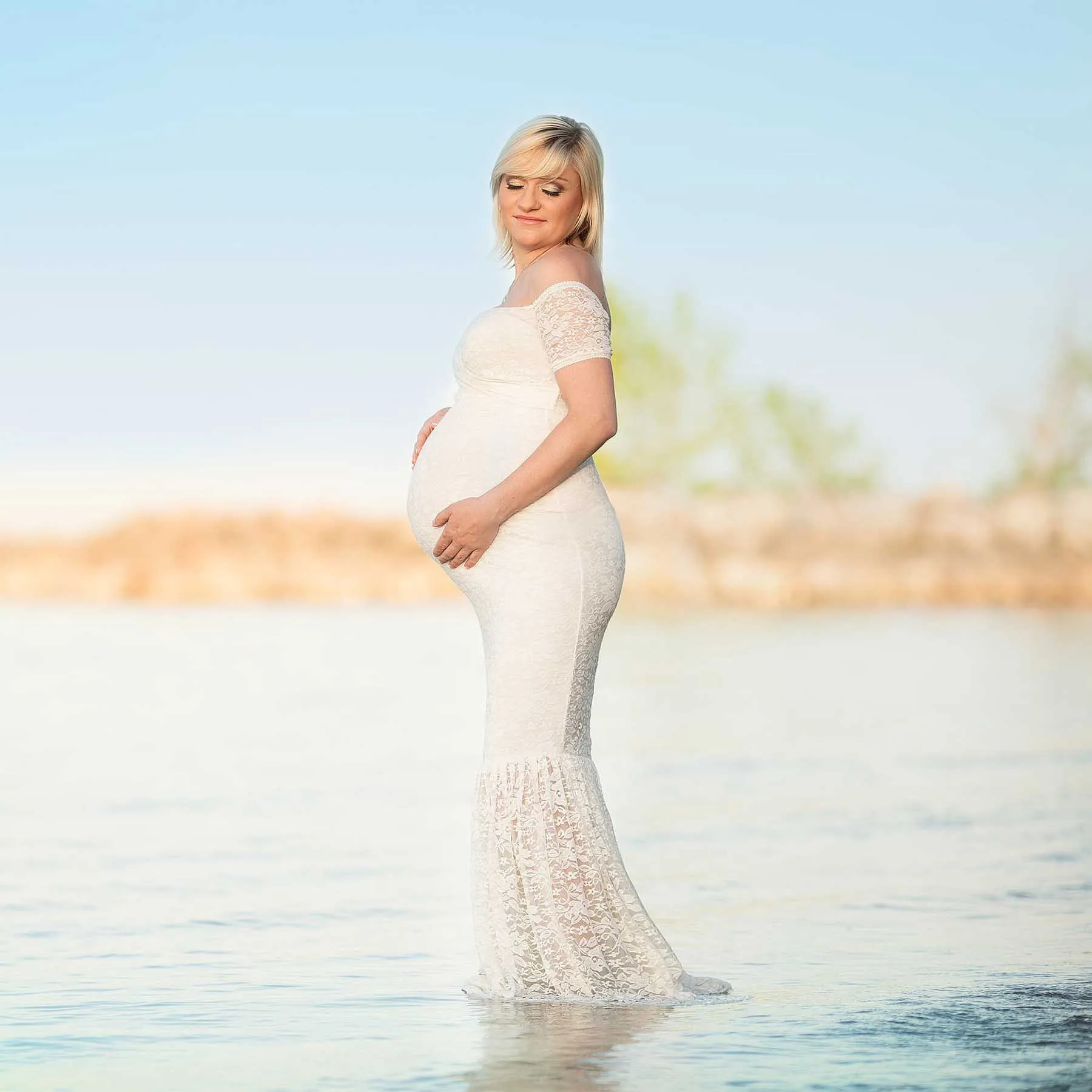 2021 new sexy deep V-neck photography maternity dress long sleeve lace perspective tight trailing dress evening dress
2021 new sexy deep V-neck photography maternity dress long sleeve lace perspective tight trailing dress evening dress