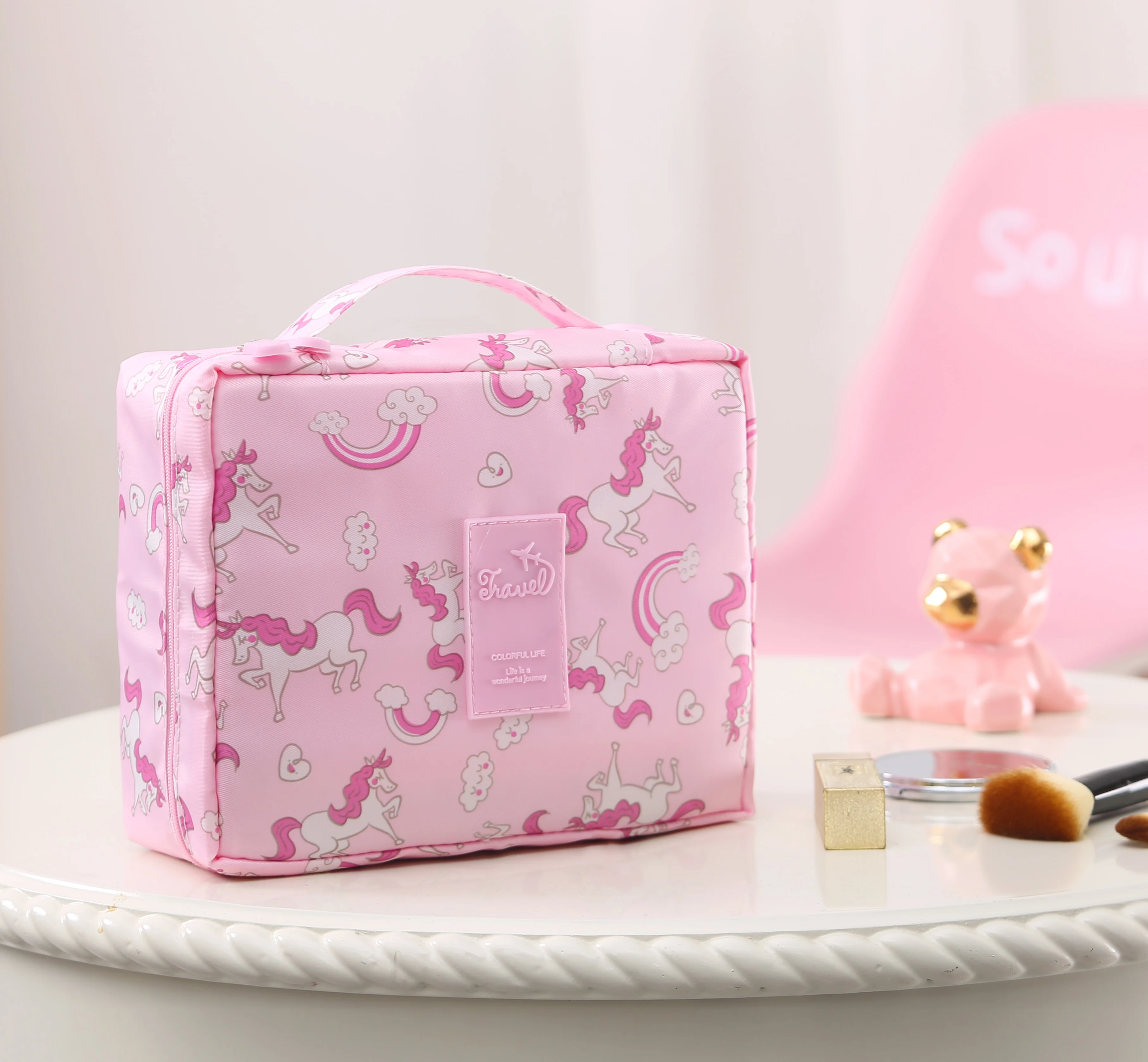 Women's Cosmetic Bag Tarvel Accessory Bags Make Up Box Organizer Female Necessity Beauty Case Makeup Kit For Storing Cosmetics
Women's Cosmetic Bag Tarvel Accessory Bags Make Up Box Organizer Female Necessity Beauty Case Makeup Kit For Storing Cosmetics