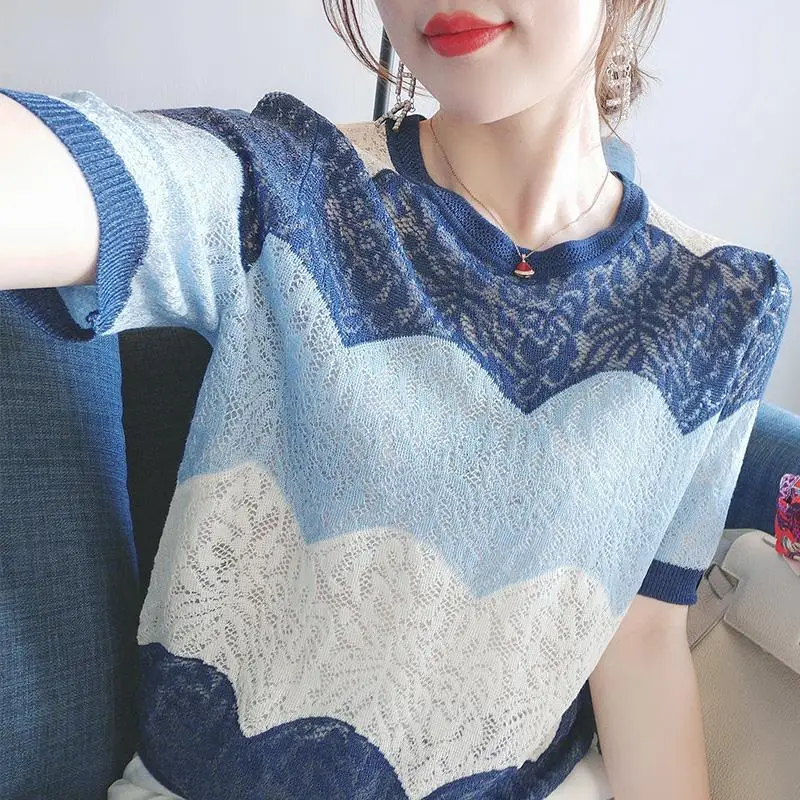 Ice silk knitted short sleeve women's thin summer 2021 new loose wavy hollow out T-shirt blouse
Ice silk knitted short sleeve women's thin summer 2021 new loose wavy hollow out T-shirt blouse