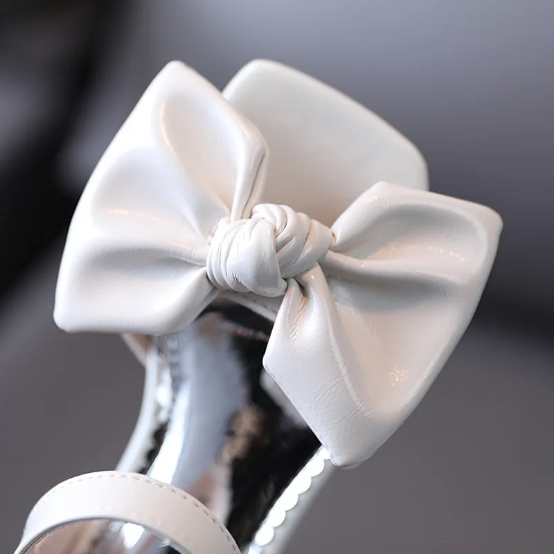 16.5-19cm Brand Girls Princess Sandals Cute Bowtie-knot Square Toe Toddler Girls Summer Heel Shoes Kids Girls Party Dress Shoes
16.5-19cm Brand Girls Princess Sandals Cute Bowtie-knot Square Toe Toddler Girls Summer Heel Shoes Kids Girls Party Dress Shoes
