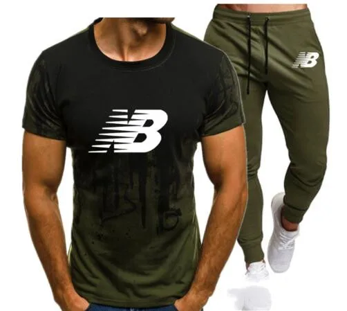 2021 men's casual sportswear, letter sportswear, T-shirt and shorts suit, casual sportswear, fitness jogging suit
2021 men's casual sportswear, letter sportswear, T-shirt and shorts suit, casual sportswear, fitness jogging suit