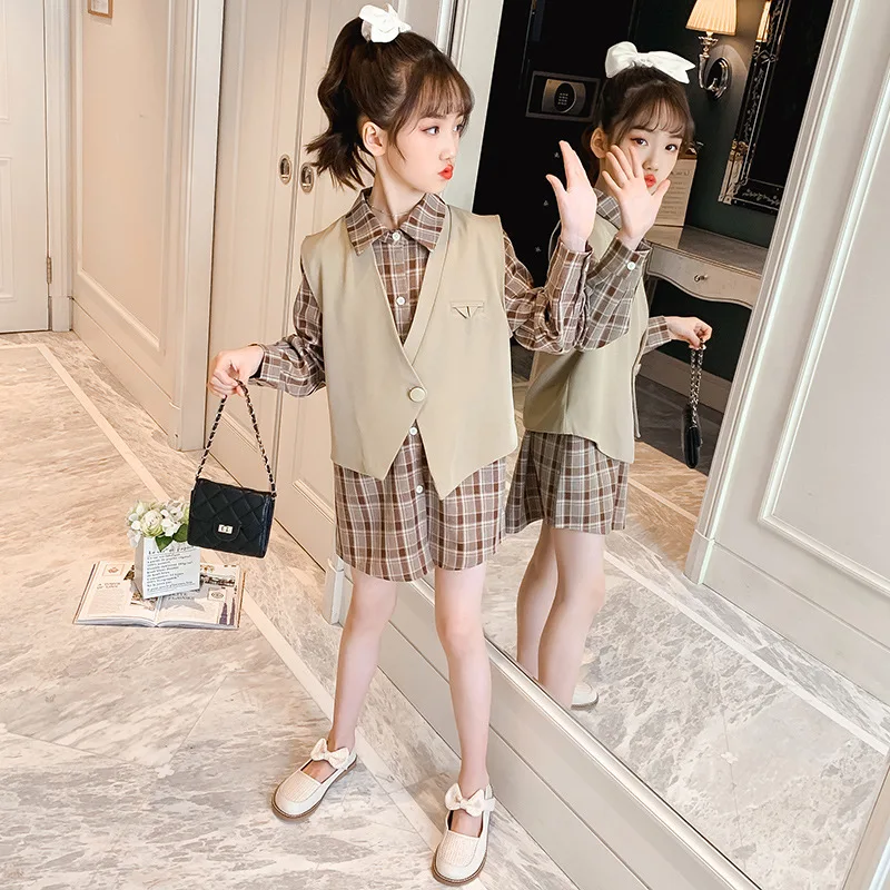 Girls net red suit 2021 new foreign style children's college style skirt two-piece female baby spring clothes
Girls net red suit 2021 new foreign style children's college style skirt two-piece female baby spring clothes