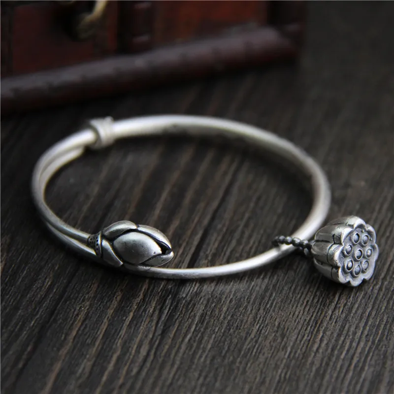 S999 sterling silver bracelets for ladies with Thai silver vintage lotus seed carved bracelet adjustable
S999 sterling silver bracelets for ladies with Thai silver vintage lotus seed carved bracelet adjustable