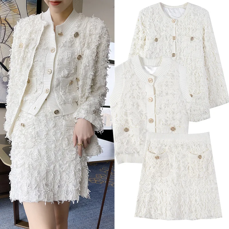3 Pieces Sets for Women Outfits Runway Design White Cardigan Sweater Vest Mini Skirt Elegant Office Lady Casual Streetwear Fall
3 Pieces Sets for Women Outfits Runway Design White Cardigan Sweater Vest Mini Skirt Elegant Office Lady Casual Streetwear Fall