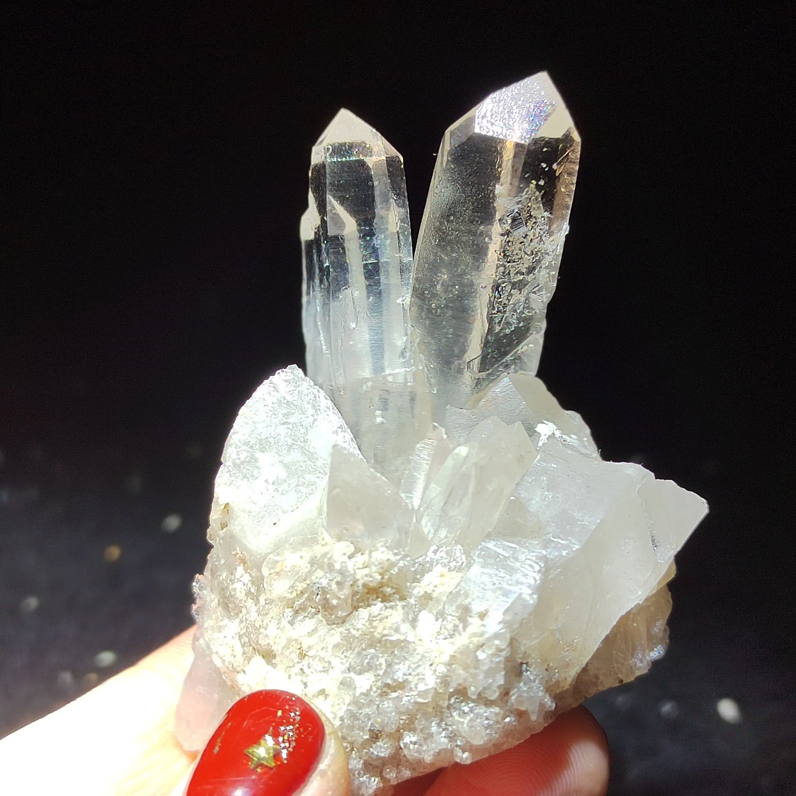 84gNatural white crystal cluster mineral specimen meditation healing teaching appreciation of stone furniture decoration trea
84gNatural white crystal cluster mineral specimen meditation healing teaching appreciation of stone furniture decoration trea