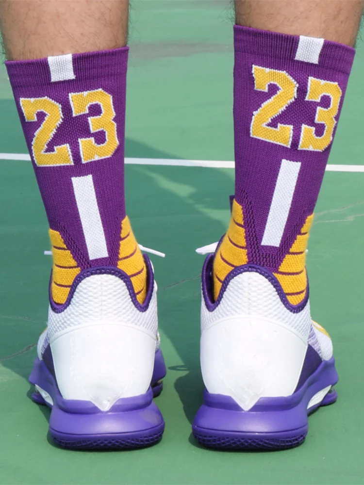 Men Professional Basketball Socks Non-Silp Number Sports Socks Middle Thickened Towel Bottom Child Team Match baloncesto Socks 
Men Professional Basketball Socks Non-Silp Number Sports Socks Middle Thickened Towel Bottom Child Team Match baloncesto Socks