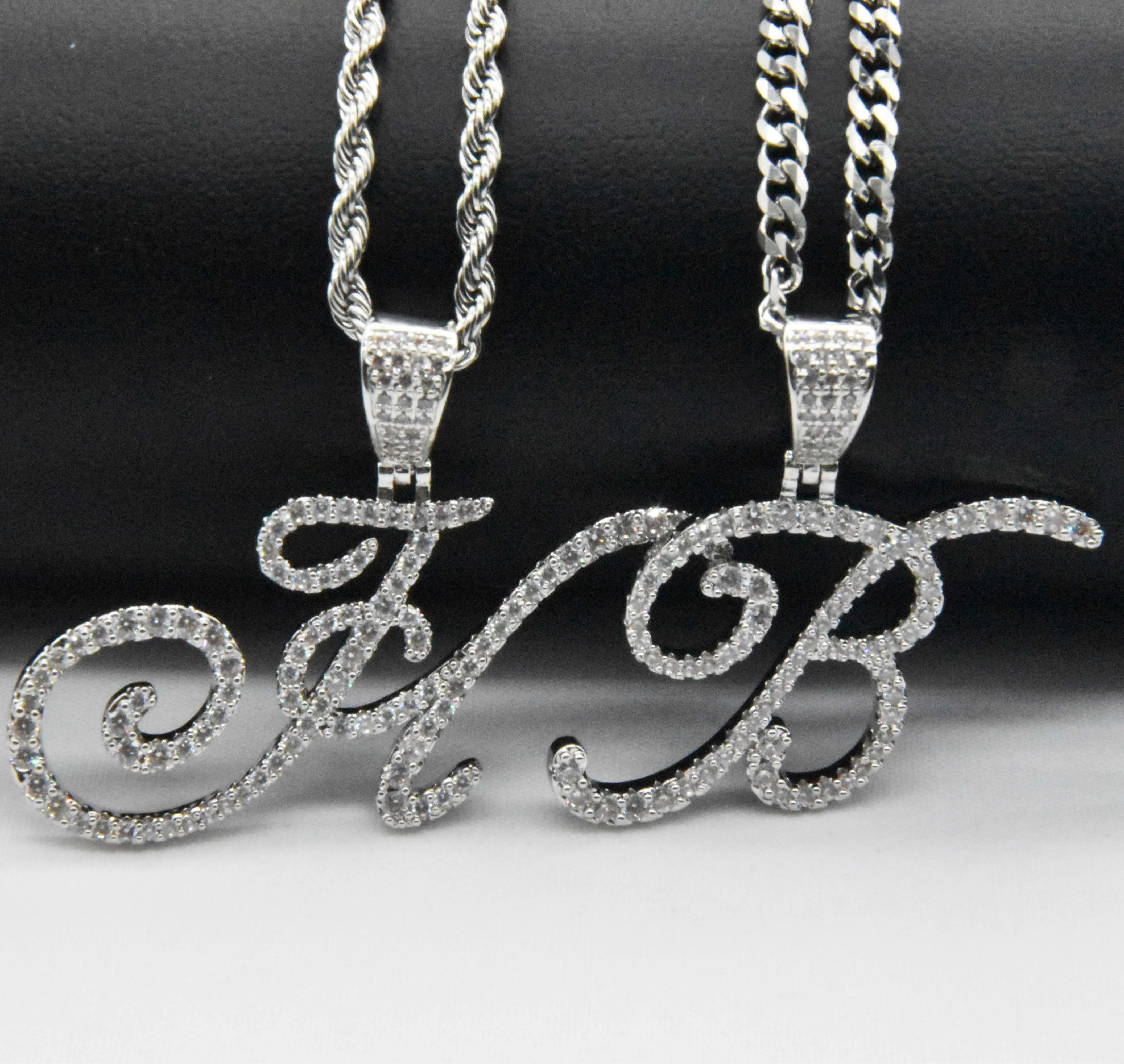 Habegris A-Z Cursive Letter Necklace Men's Chain Jewelry For Women Iced Out Custom Name Choker Personalized Gift To Girlfriend
Habegris A-Z Cursive Letter Necklace Men's Chain Jewelry For Women Iced Out Custom Name Choker Personalized Gift To Girlfriend