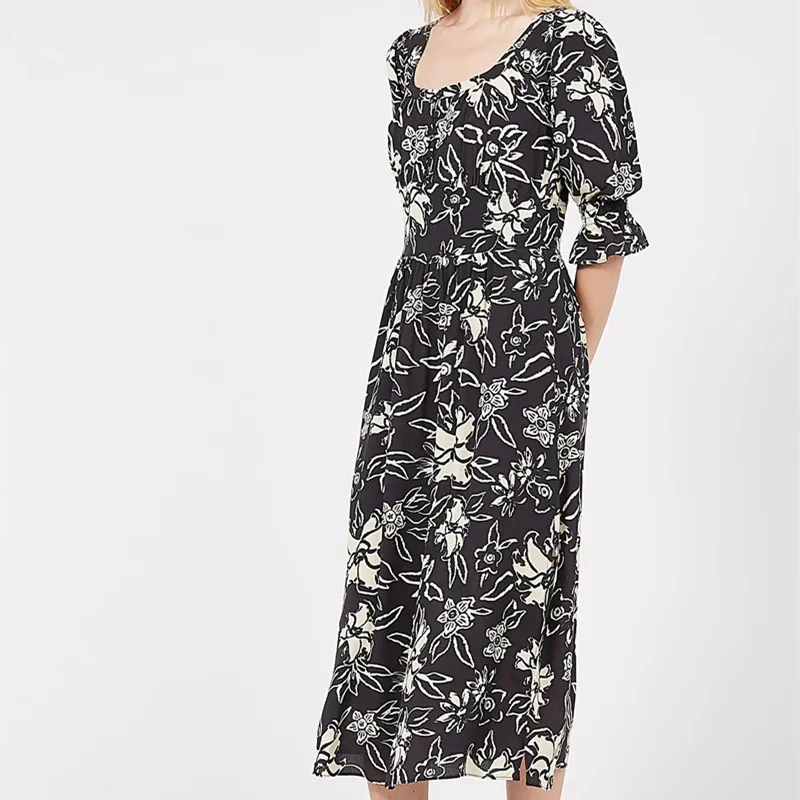 Square Collar Viscose Midi Robe Women Half Puff Sleeve Floral Printed Spring Summer 2021 High Waist Dress with Buttons
Square Collar Viscose Midi Robe Women Half Puff Sleeve Floral Printed Spring Summer 2021 High Waist Dress with Buttons