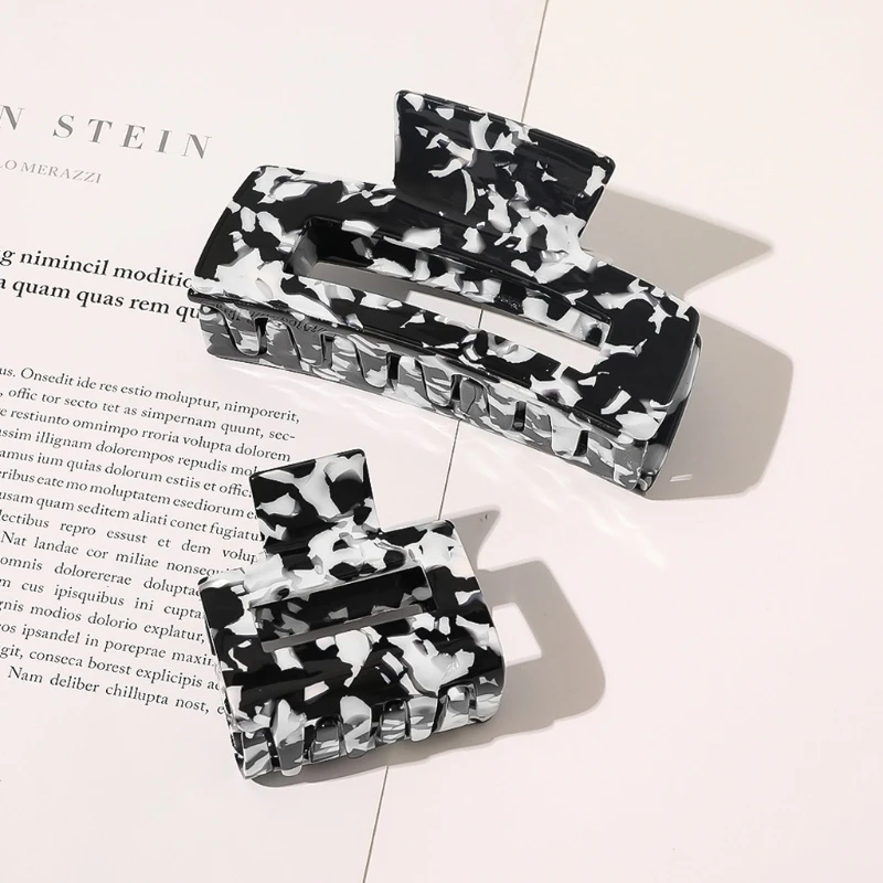 5 Pack Hair Claw Clips Kit Tortoise Acrylic Claw Clips Leopard Print Hair Jaw Clamp Barrettes Women Hair Accessories 
5 Pack Hair Claw Clips Kit Tortoise Acrylic Claw Clips Leopard Print Hair Jaw Clamp Barrettes Women Hair Accessories