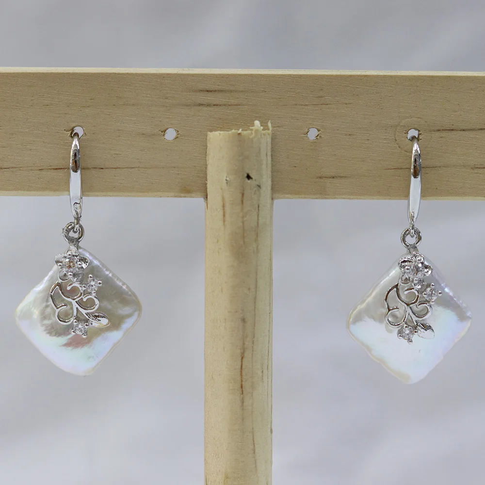 New Diamond-Shaped Square Round Earrings Natural Freshwater Pearl Earrings for Women Charm Jewelry Gifts
New Diamond-Shaped Square Round Earrings Natural Freshwater Pearl Earrings for Women Charm Jewelry Gifts