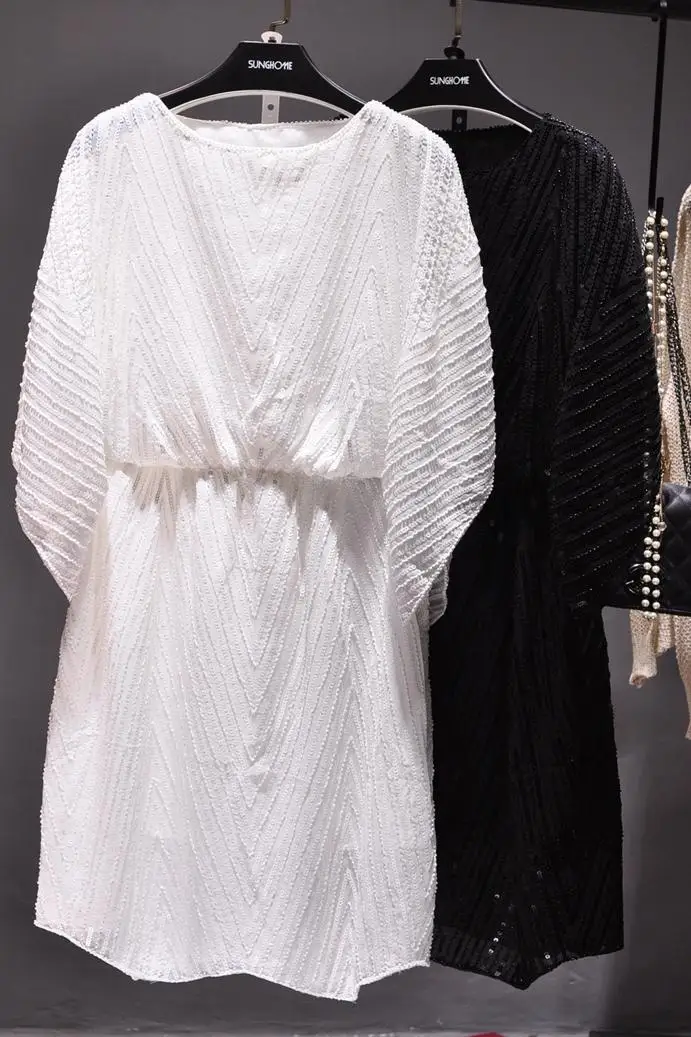 European Fashion Hot Dirlling Beads Flying Sleeves Chiffon Dress Ladies Loose Slim Waist Knee-Length Party Dress for Women
European Fashion Hot Dirlling Beads Flying Sleeves Chiffon Dress Ladies Loose Slim Waist Knee-Length Party Dress for Women