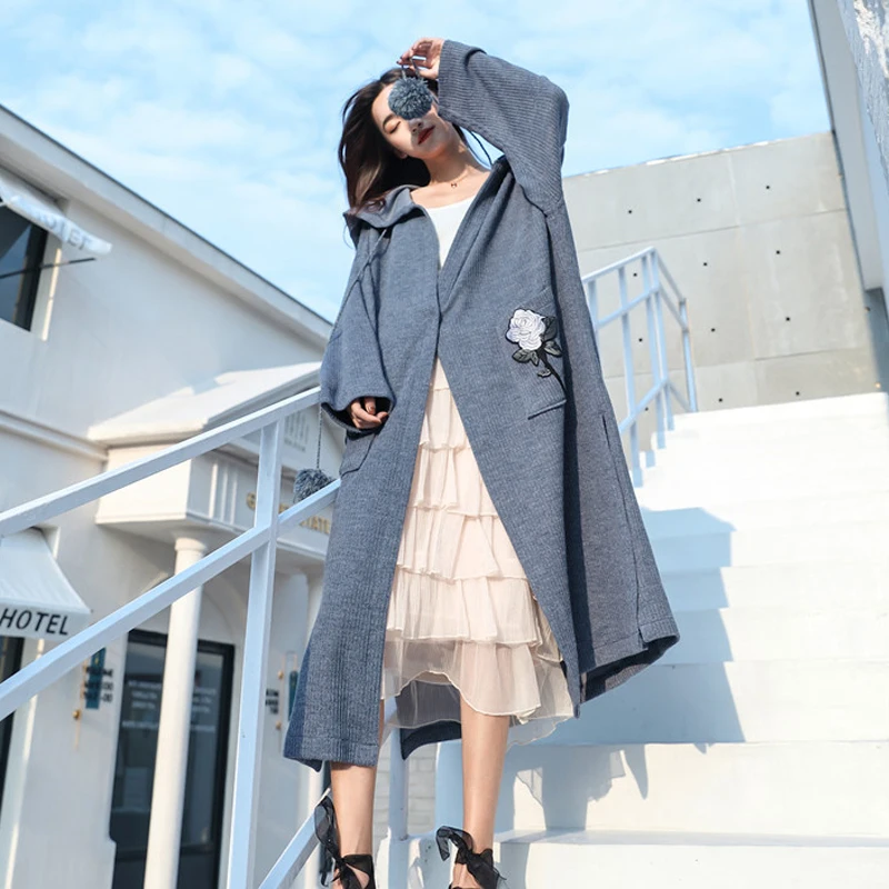 Womens Long Knited Cardigan sweater 2020 autumn winter Long Sleeve Warm Fashion vintage Casual Streetwears Female Plus Size Coat
Womens Long Knited Cardigan sweater 2020 autumn winter Long Sleeve Warm Fashion vintage Casual Streetwears Female Plus Size Coat