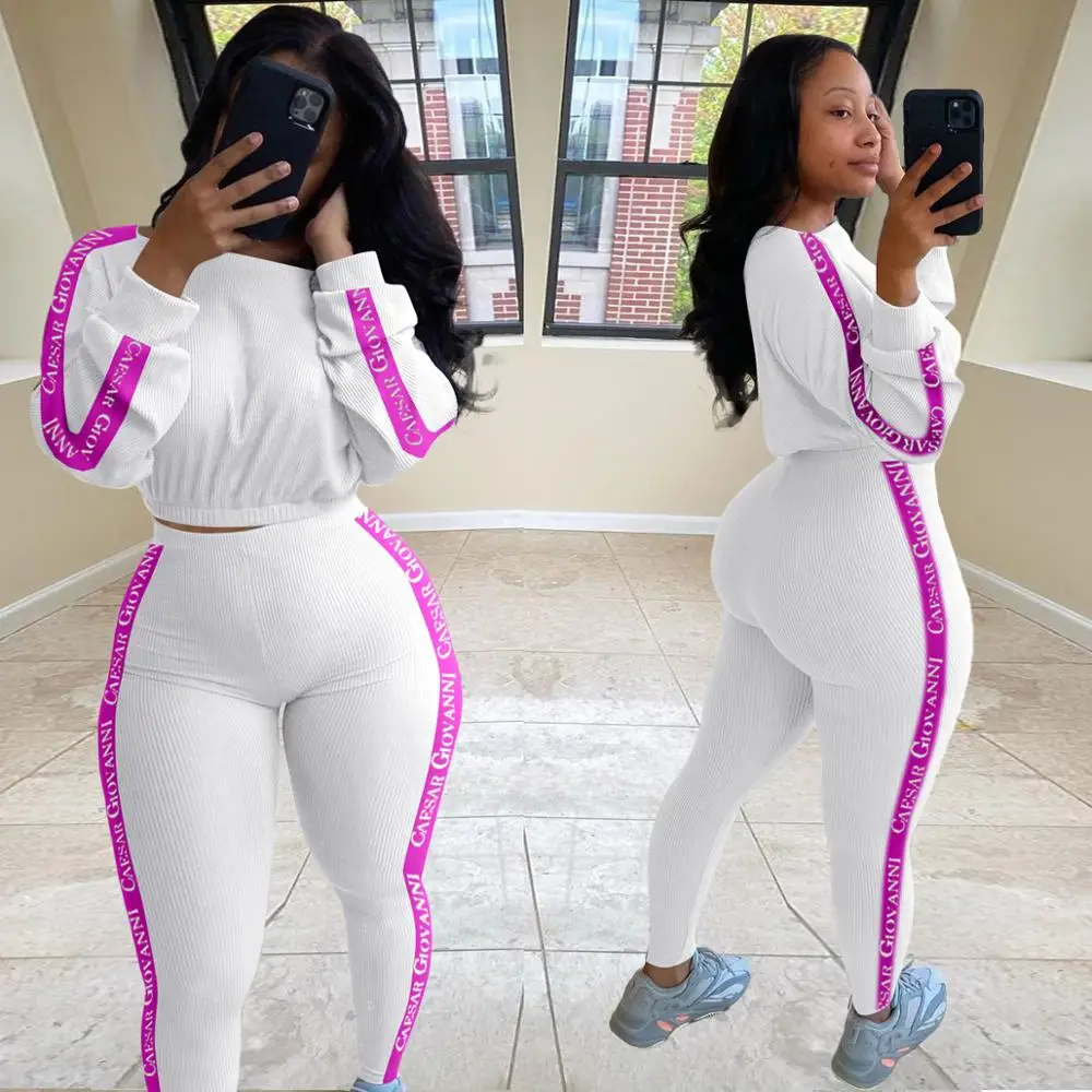 Женский костюм CN975, модная Однотонная футболка с длинными рукавами и надписью, брюки, повседневный женский спортивный костюм из двух предме...
Женский костюм CN975, модная Однотонная футболка с длинными рукавами и надписью, брюки, повседневный женский спортивный костюм из двух предме...